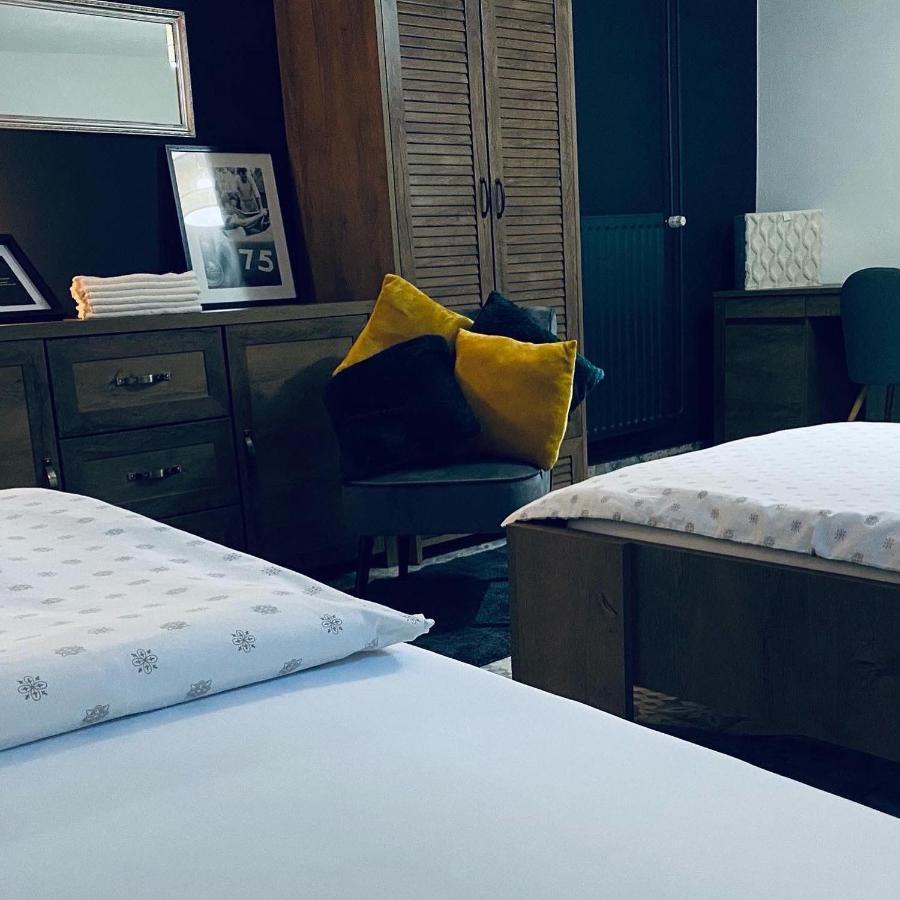 Rooms & Apartment Zala Airport Shuttle Option Cerklje na Gorenjskem Exterior foto