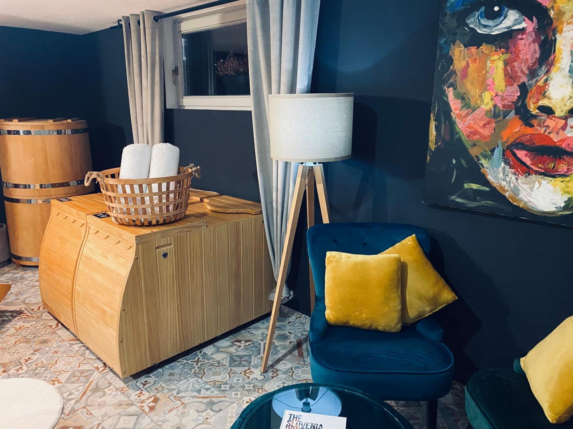 Rooms & Apartment Zala Airport Shuttle Option Cerklje na Gorenjskem Exterior foto
