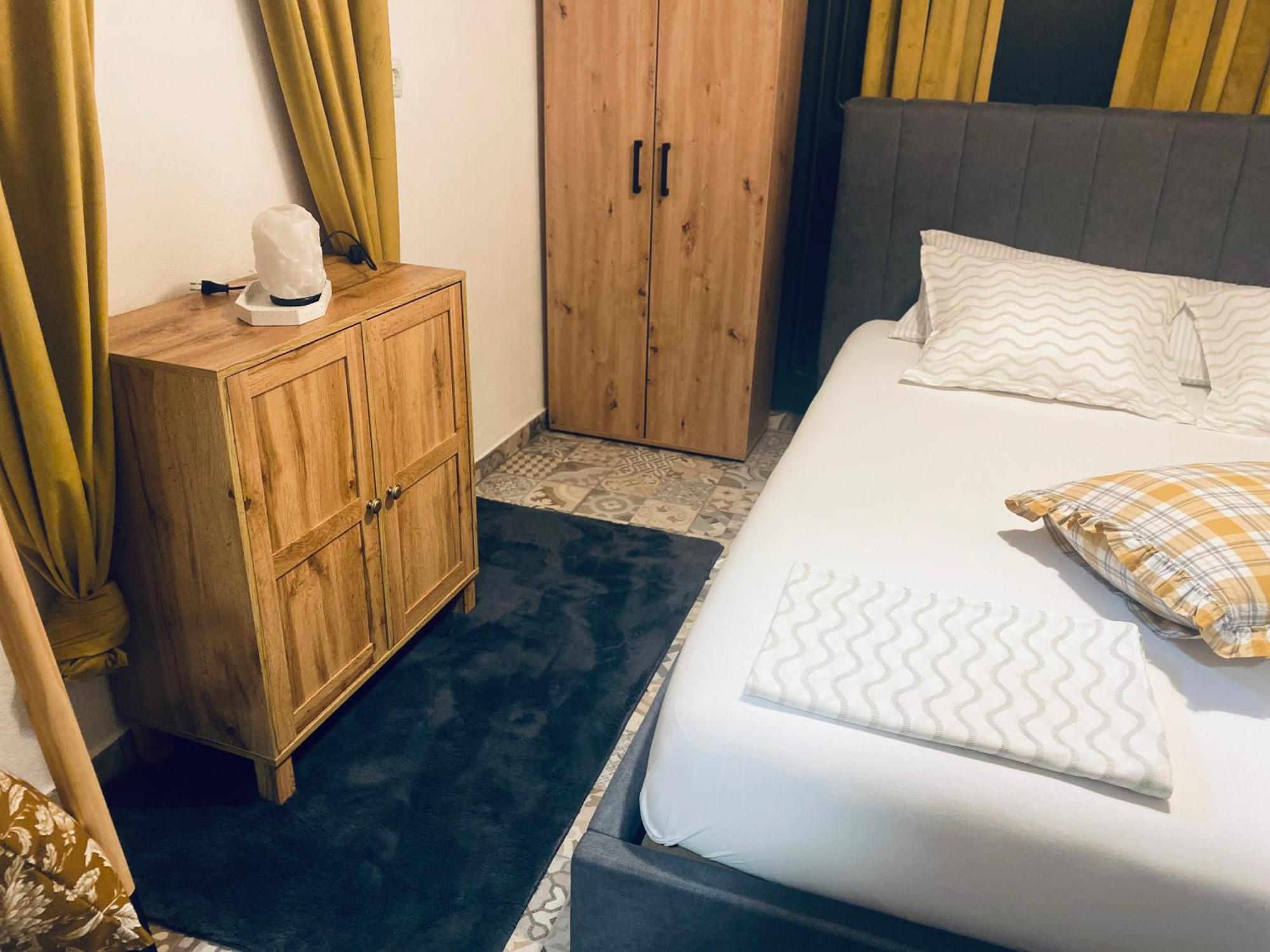 Rooms & Apartment Zala Airport Shuttle Option Cerklje na Gorenjskem Exterior foto